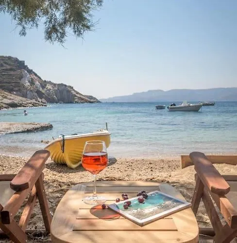 Casa Del Mar Milos - On The